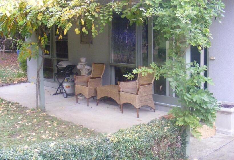 キャビン, Weeroona Bed And Breakfast