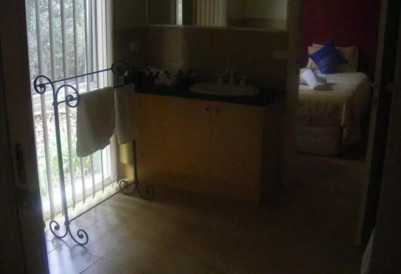 スタンダードルーム, Weeroona Bed And Breakfast