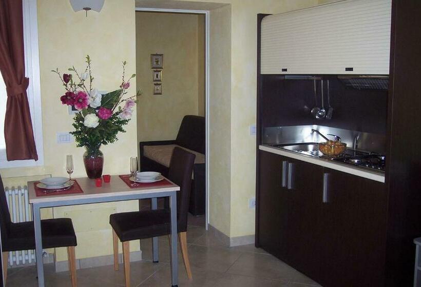 آپارتمان 1 خوابه, B&b Al Podestà