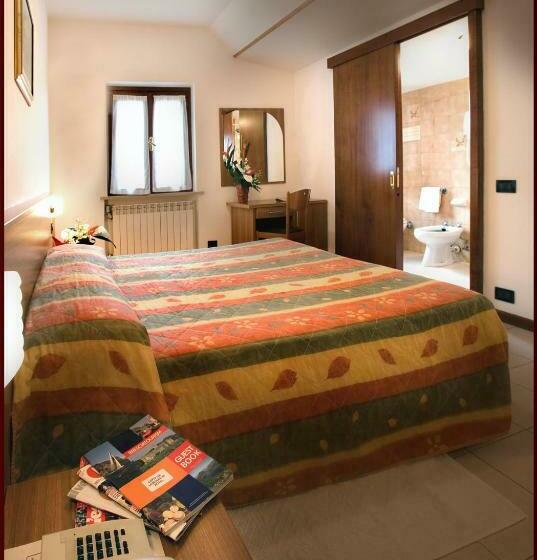 غرفة قياسية, Albergo Il Castellino