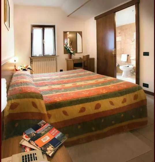 スタンダードルーム, Albergo Il Castellino