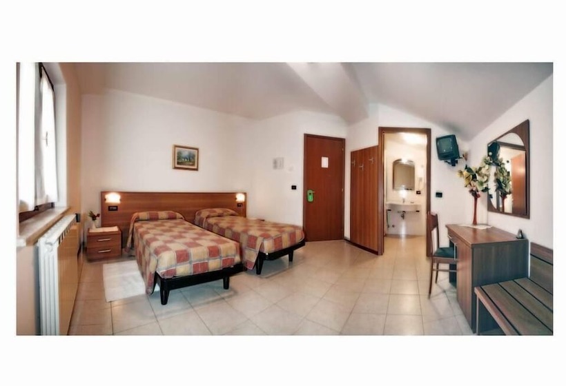 غرفة قياسية, Albergo Il Castellino