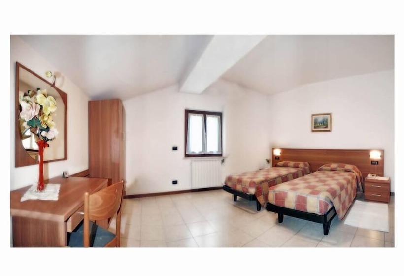 غرفة قياسية, Albergo Il Castellino