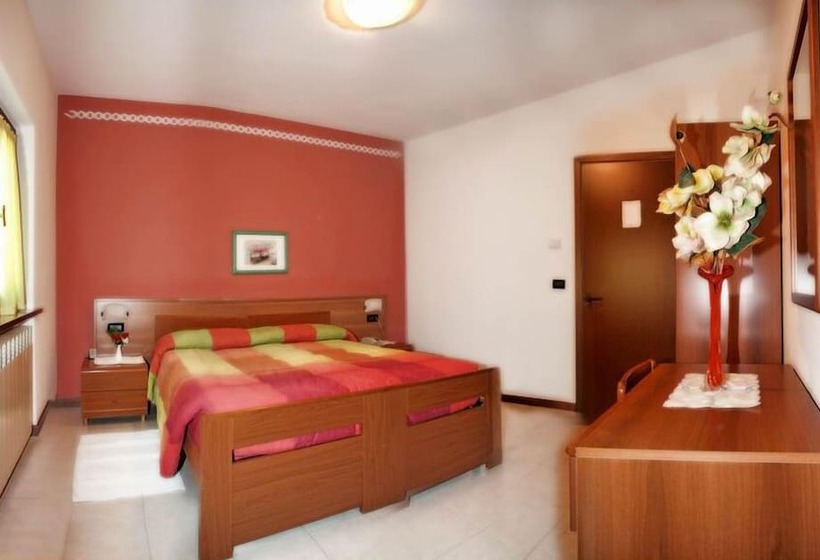 غرفة قياسية, Albergo Il Castellino