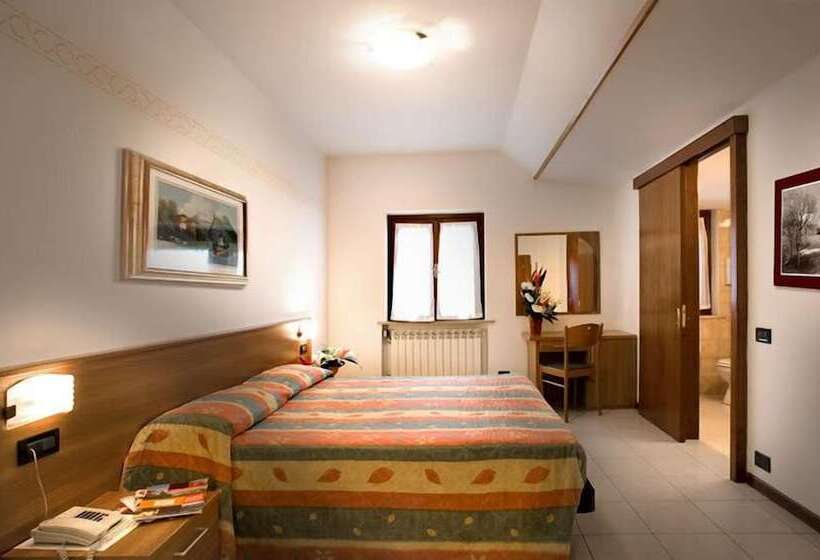 غرفة قياسية, Albergo Il Castellino