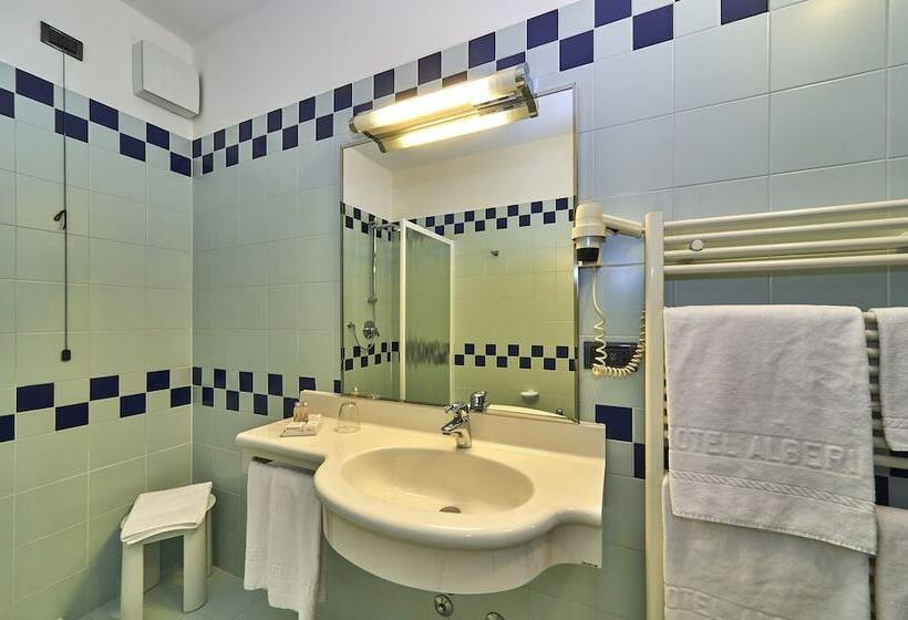 اتاق سوپریور, Alberi