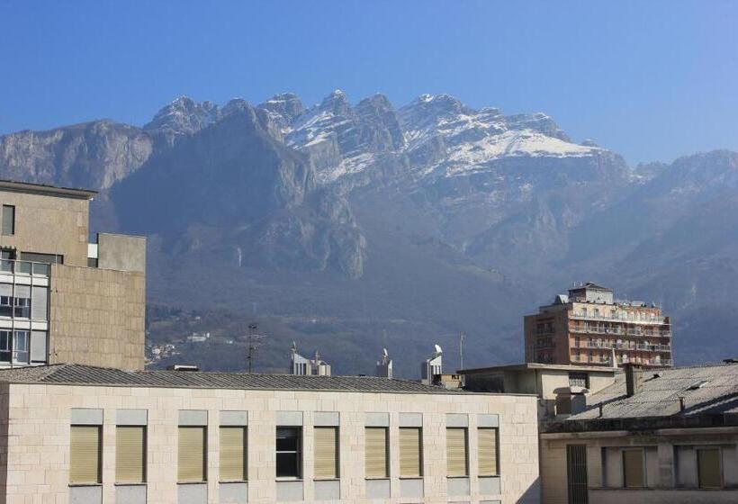 اتاق اینتریور یک تخته, Alberi