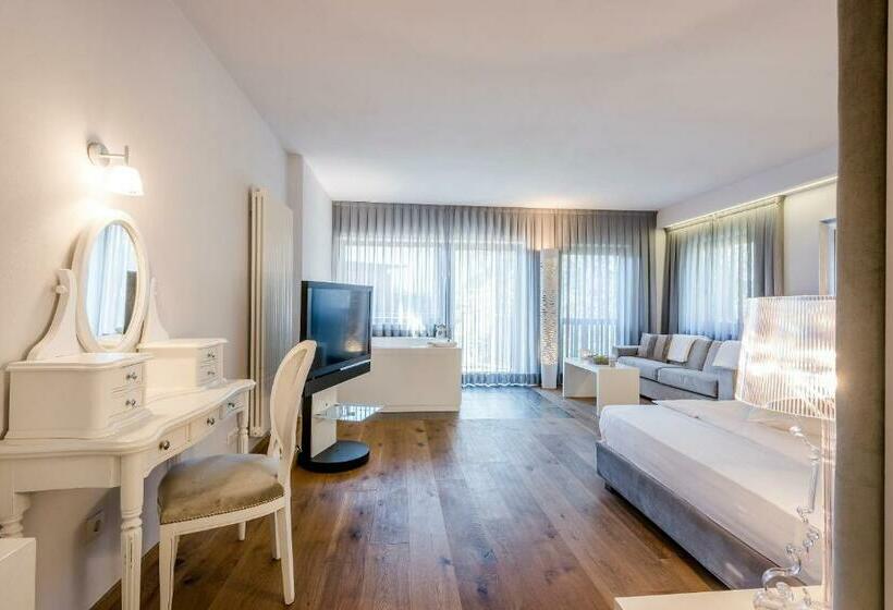 带按摩浴盆的套房, Ansitz Plantiz