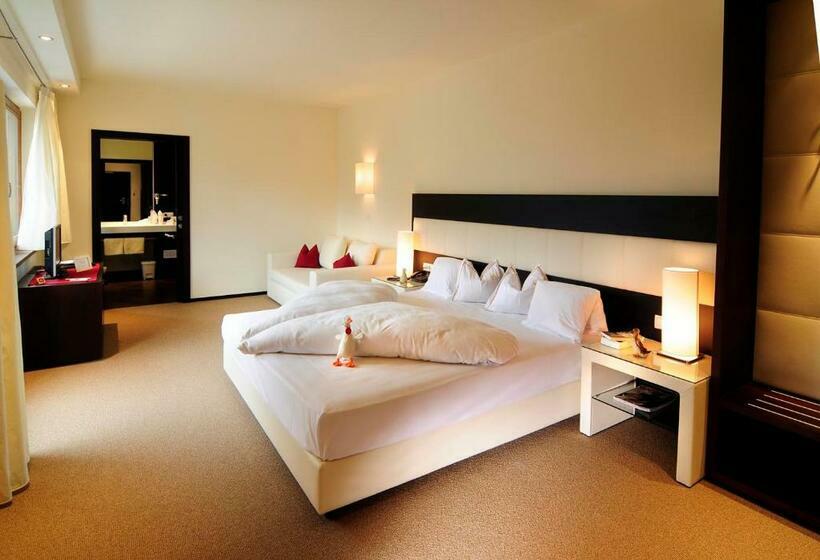 高级大房间, Ansitz Plantiz