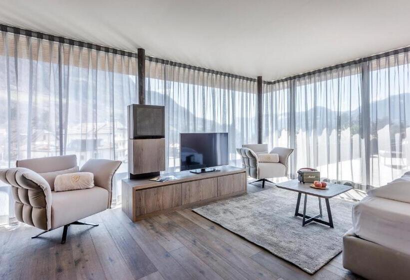 阁楼套房, Ansitz Plantiz