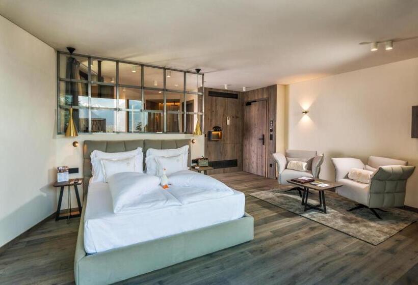 阁楼套房, Ansitz Plantiz