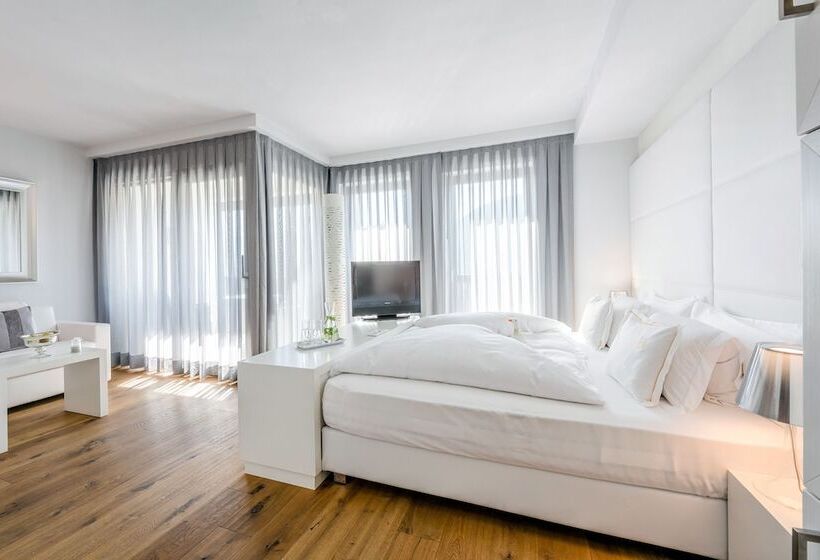 小型套房, Ansitz Plantiz