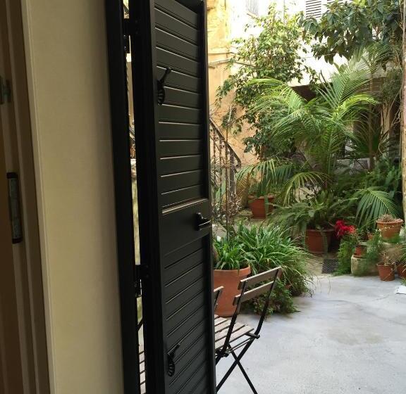 コンフォートトリプルルーム, B&b Case A San Matteo