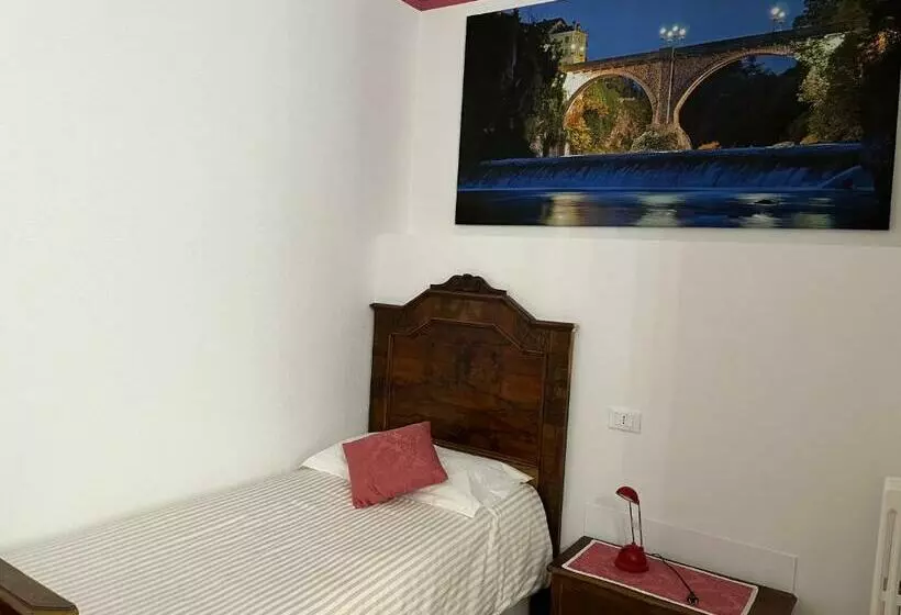 اتاق استاندارد سه نفره, B&b Dai Toscans