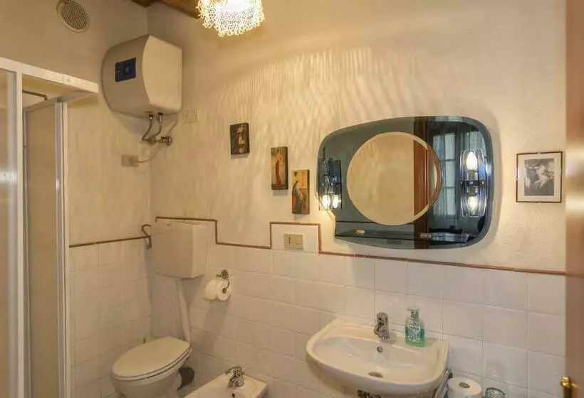 اتاق استاندارد سه نفره, B&b Due Borghi3