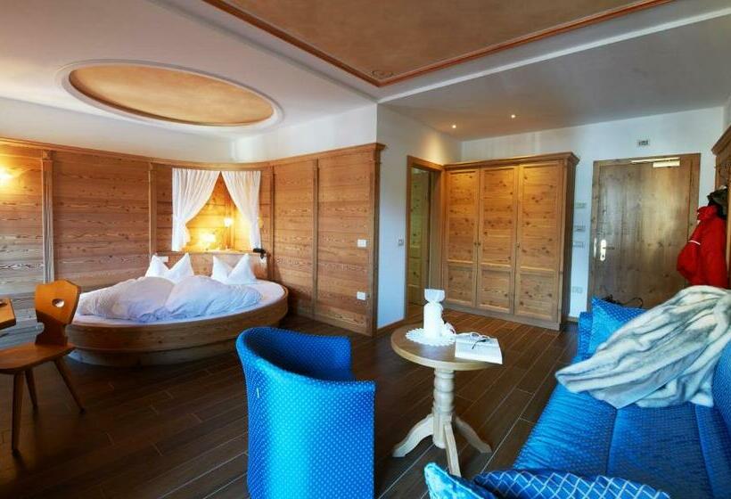 سوییت جونیور, Cavallino Lovely
