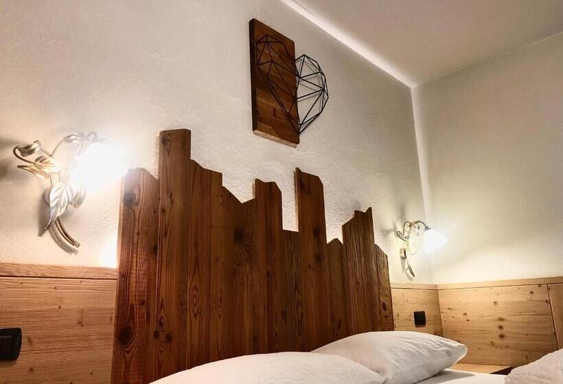 غرفة قياسية, Cavallino Lovely