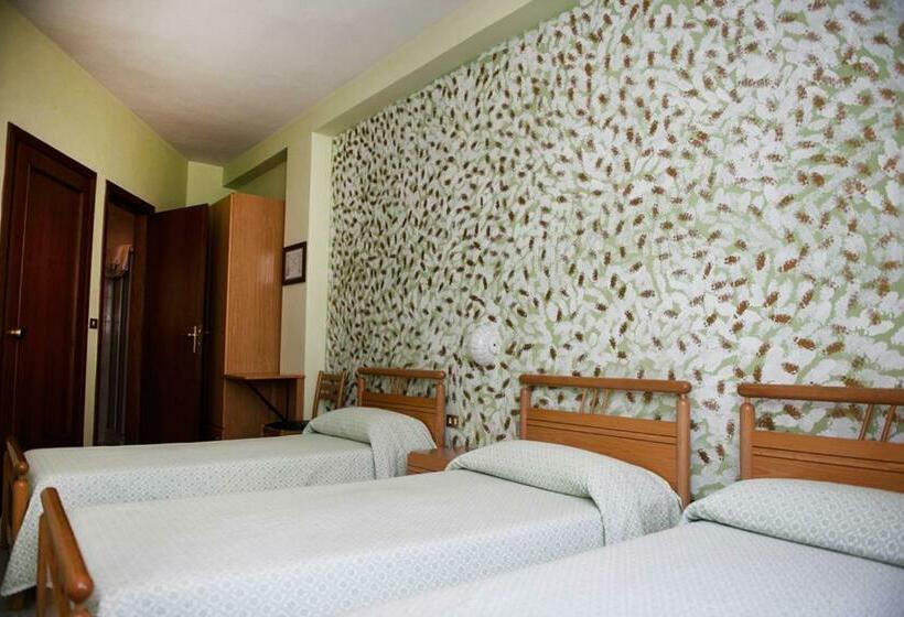 غرفة قياسية ثلاثية, Centrale Di Paolo E Cinzia