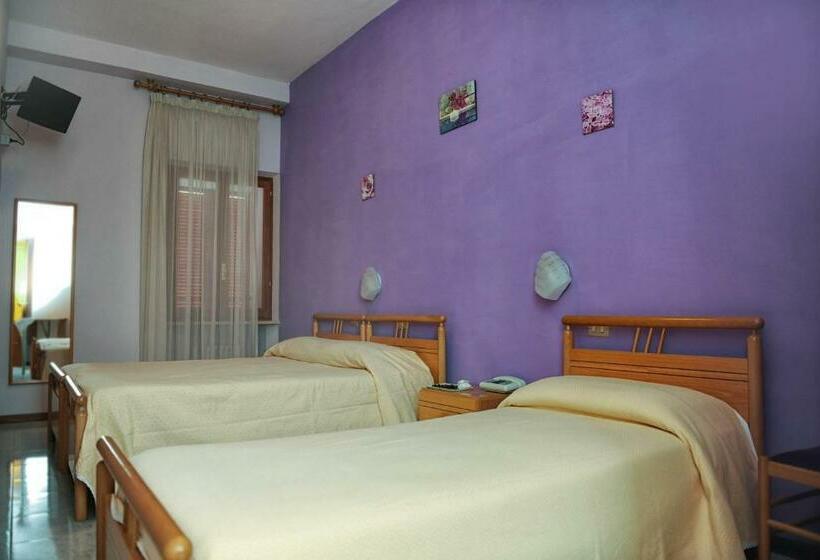 غرفة قياسية, Centrale Di Paolo E Cinzia