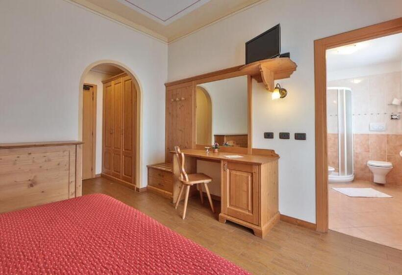 חדר סטנדרט לארבעה, Fai