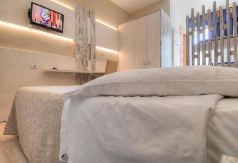 غرفة عائلية, Franz