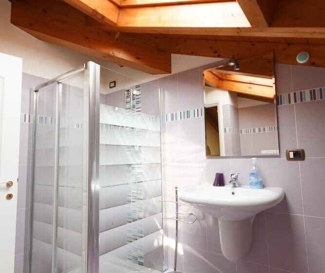 חדר סטנדרט לשלושה, Il Gelsomino