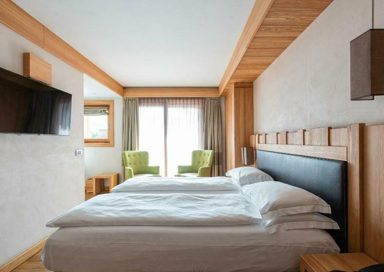 スーペリアールーム, Larice