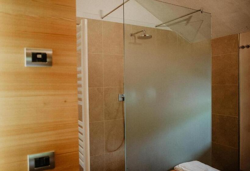 山の見えるスーペリアルーム, Larice