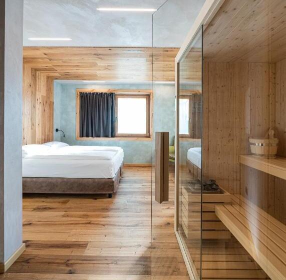 غرفة قياسية بالطابق الأرضى, Larice