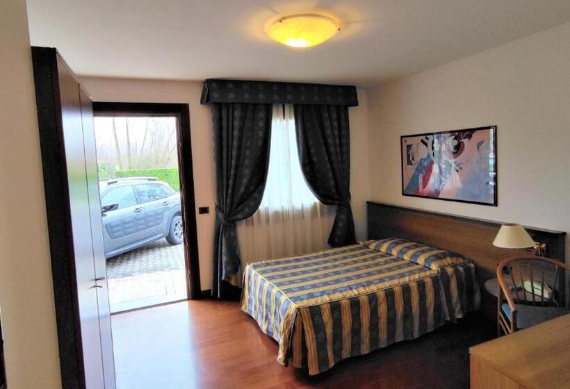 غرفة قياسية فردية, Luna