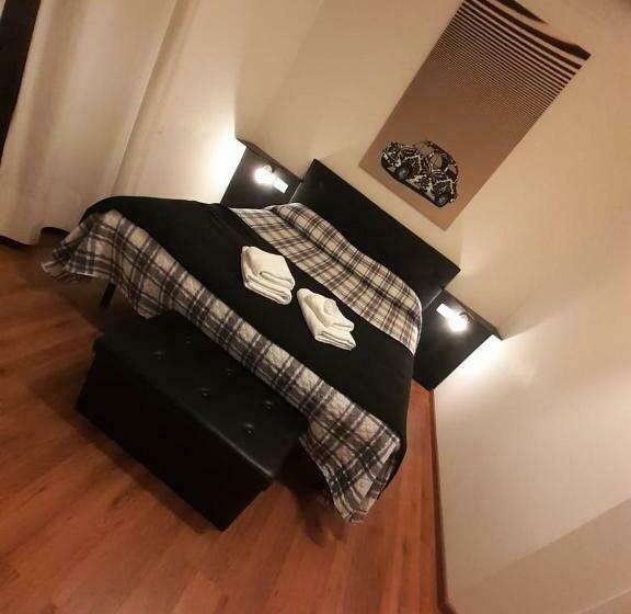 اتاق استاندارد, Megaride Guest House