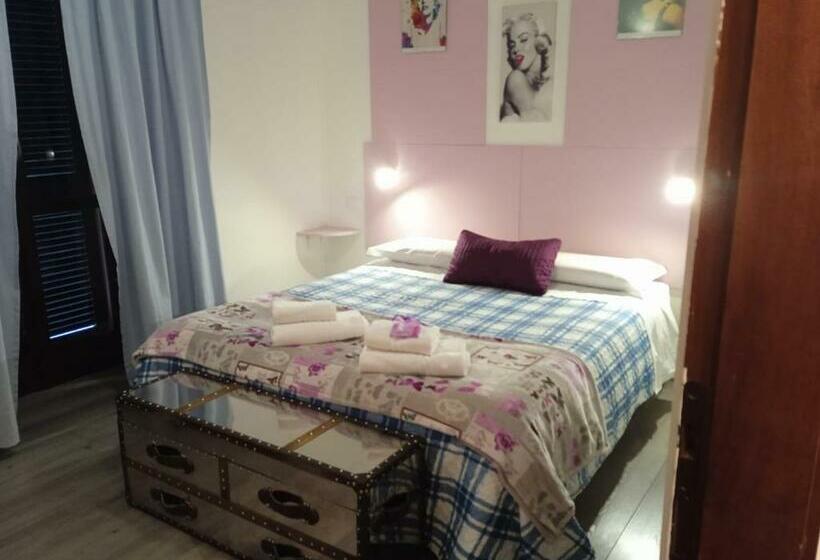 اتاق استاندارد, Megaride Guest House