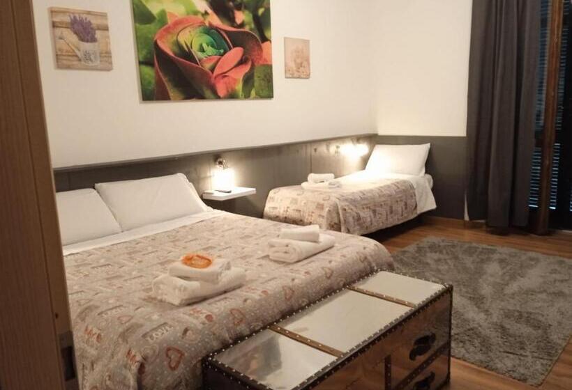 اتاق راحتی سه تخته, Megaride Guest House