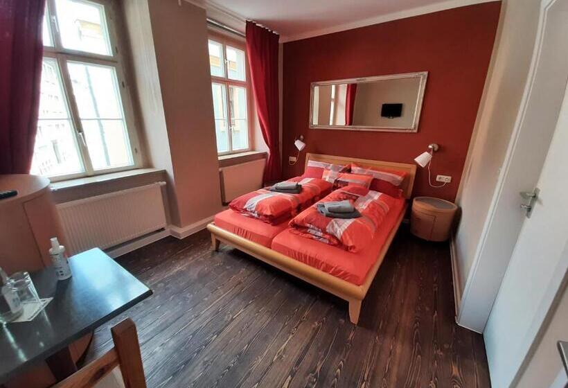 Quarto Estandar, Pension Havana Club