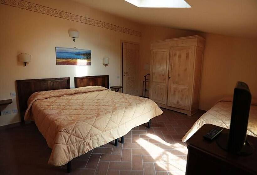 חדר סטנדרט לשלושה, Poggio Agli Ulivi