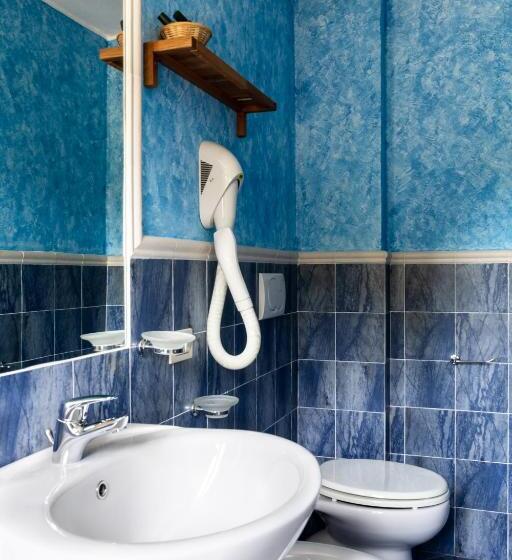 חדר סטנדרט לארבעה, Poggio Agli Ulivi