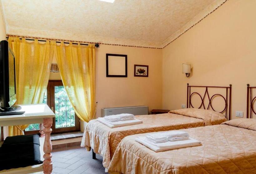 חדר סטנדרט לארבעה, Poggio Agli Ulivi