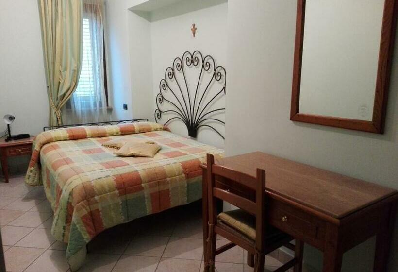 غرفة قياسية فردية, Ponte San Vittorino