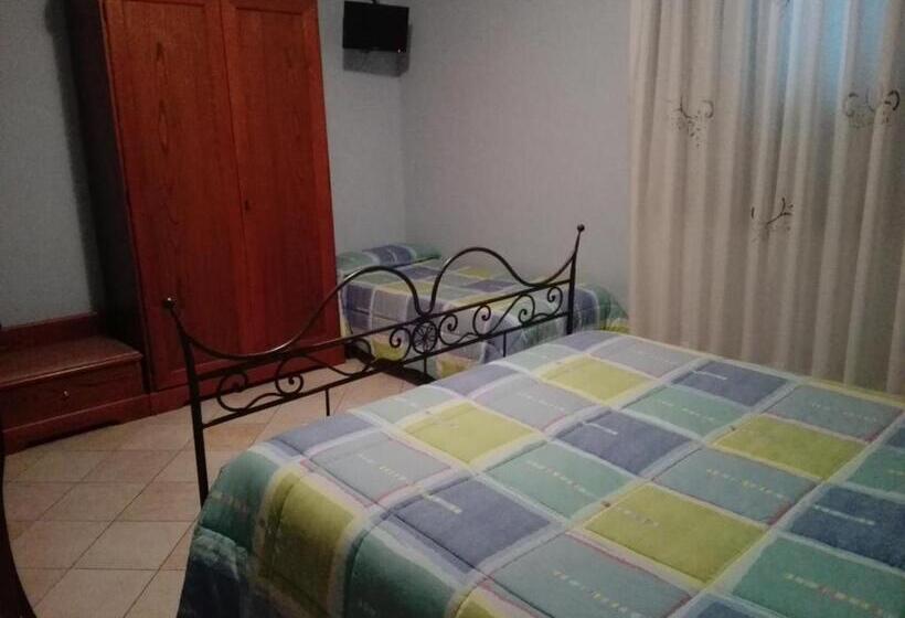 غرفة قياسية ثلاثية, Ponte San Vittorino