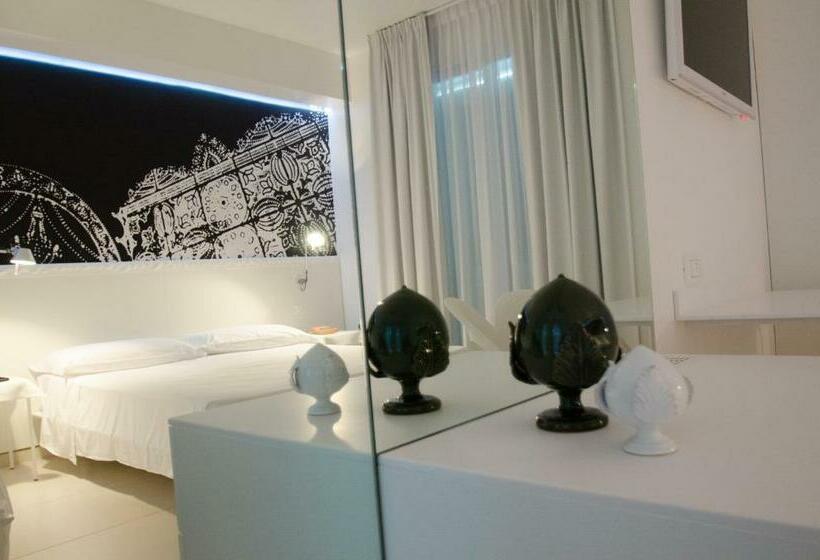 Номер Стандарт с Балконом, Qui