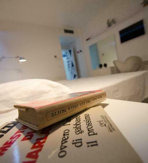 Номер Стандарт с Балконом, Qui