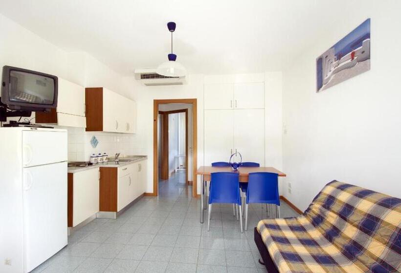 带3个卧室的公寓, Residence Stella Marina