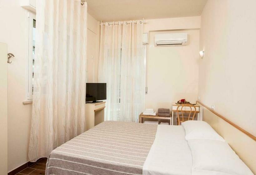 اتاق استاندارد سه نفره, Sayonara