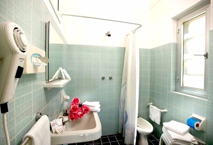 اتاق استاندارد, Sayonara