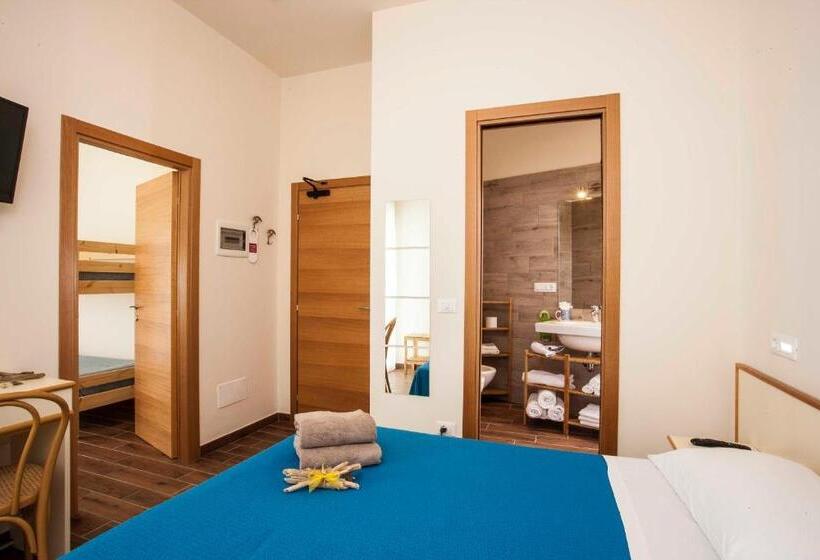 اتاق استاندارد چهار تخته, Sayonara