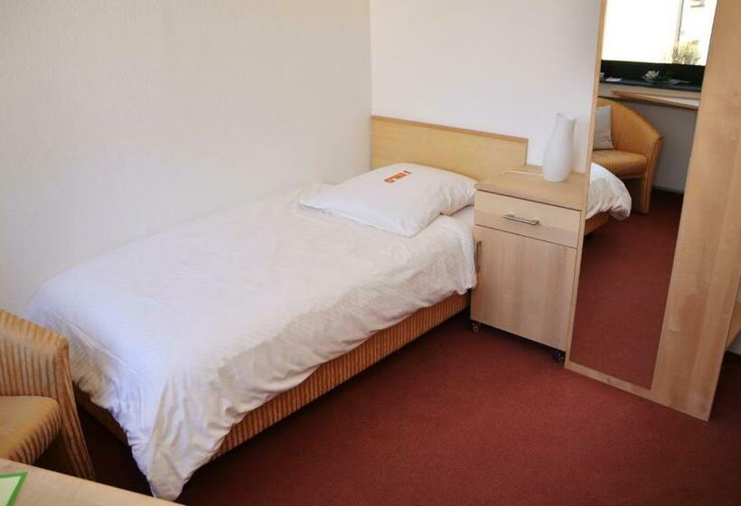 스탠다드 싱글 룸, Velcrea