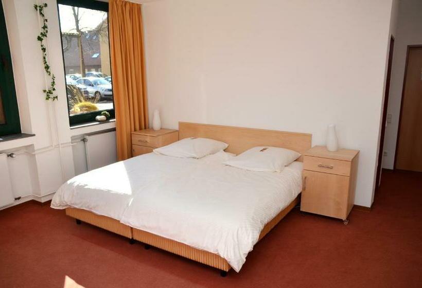 스탠다드 룸, Velcrea