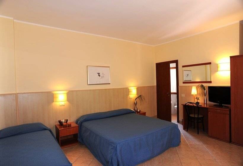 スタンダード４人部屋, Villa Santacroce