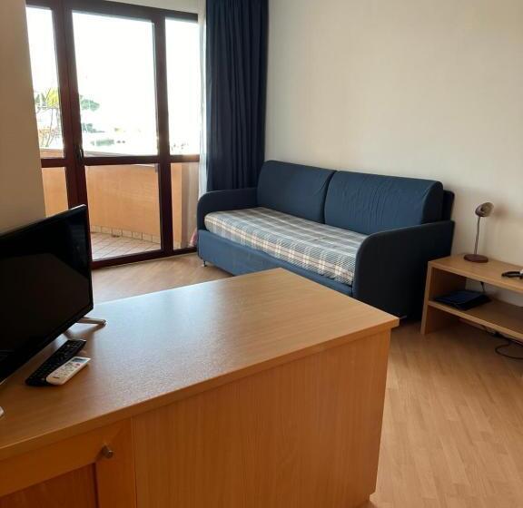 オーシャンビュースイート, Naut