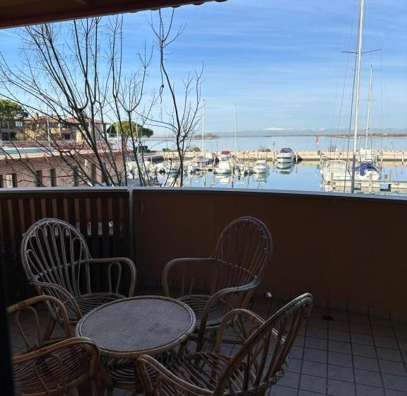 オーシャンビュースイート, Naut